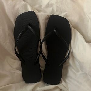 Havaianas Women's Classic Black Sandals